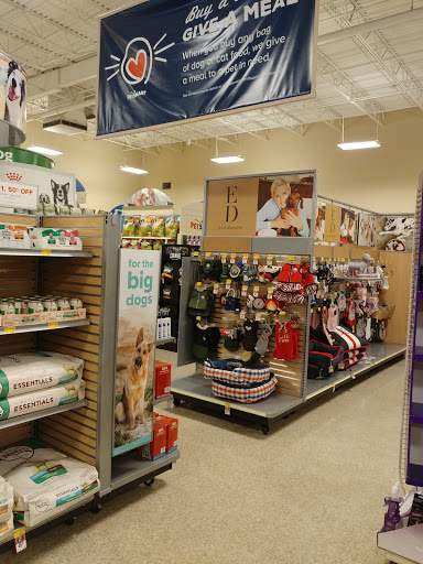 Pet Supply Store «PetSmart», reviews and photos, 1183 Berkshire Blvd, Wyomissing, PA 19610, USA