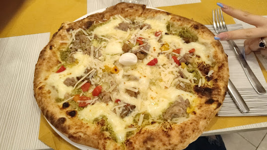 La Regina della Pizza Via Dr. Michele Borgia, 30, 84010 San Valentino Torio SA, Italia
