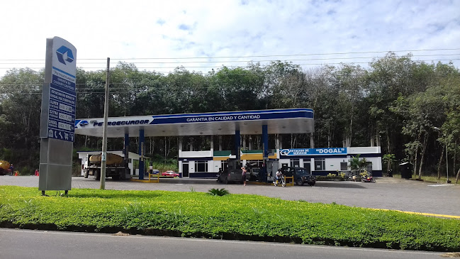 Comentarios y opiniones de Gasolinera Petro Ecuador