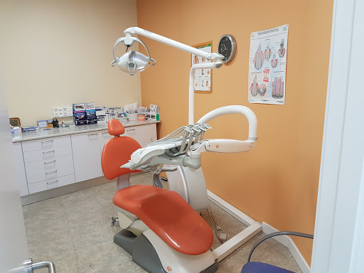 Clínica Dental Font Rosa Museros,  S.L. en Museros, Valencia