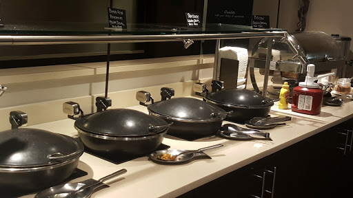 Hotel «Embassy Suites by Hilton Boston/Waltham», reviews and photos, 550 Winter St, Waltham, MA 02451, USA