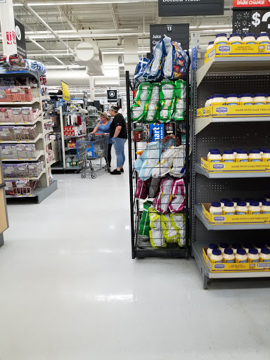 Discount Store «Walmart», reviews and photos, 199 JT Connell Hwy, Newport, RI 02840, USA