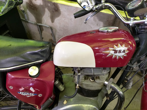 Bar «Greenhouse Moto Cafe», reviews and photos, 4021 Haywood Rd, Mills River, NC 28759, USA