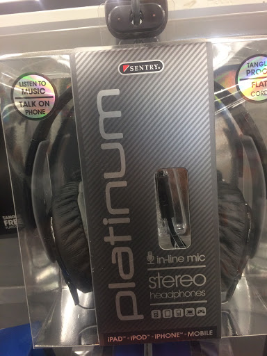 Office Supply Store «Staples», reviews and photos, 85 N Main St, Branford, CT 06405, USA