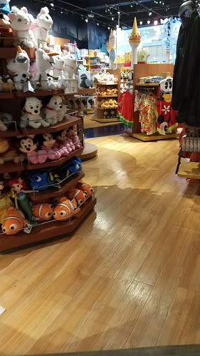 Toy Store «Disney Store», reviews and photos, 1500 Polaris Pkwy, Columbus, OH 43240, USA