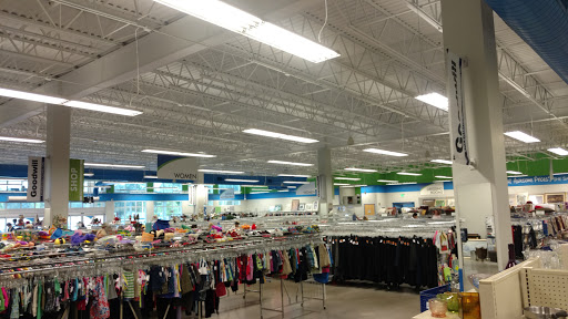 Thrift Store «Goodwill Manasota», reviews and photos, 2715 51st Ave E, Bradenton, FL 34203, USA