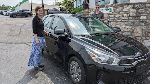 Used Car Dealer «Enterprise Car Sales», reviews and photos, 555 E Galbraith Rd, Cincinnati, OH 45215, USA