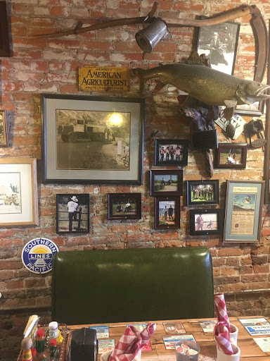 Restaurant «Wagon Train Coffee Shop», reviews and photos, 10080 Donner Pass Rd, Truckee, CA 96161, USA