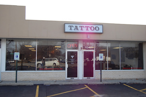 Tattoo Shop «Color Theory Tattoo», reviews and photos, 1047 E St Charles Rd, Lombard, IL 60148, USA
