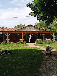 Photo n°38 de Restaurant du Port d'Enveaux à Saint-Vincent-de-Cosse ()