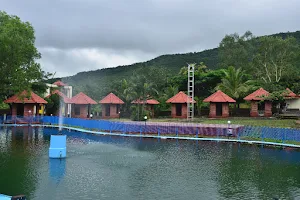 Giriraj Hill Resort image