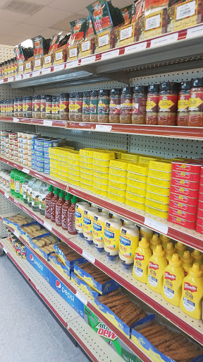 Shopping Mall «Airport Plaza Shopping Center», reviews and photos, 1390 NJ-36, Hazlet, NJ 07730, USA