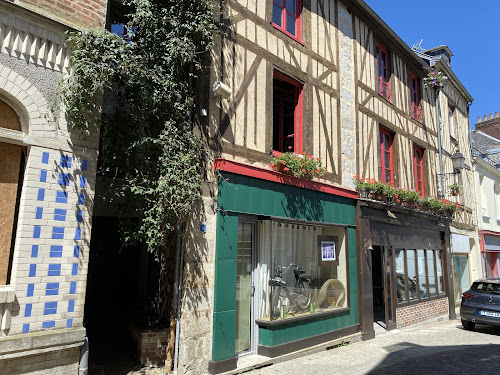 LA STATION à Domfront en Poiraie