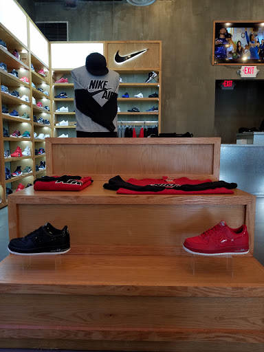 Shoe Store «Shiekh Shoes», reviews and photos, 5020 NE Martin Luther King Jr Blvd, Portland, OR 97211, USA