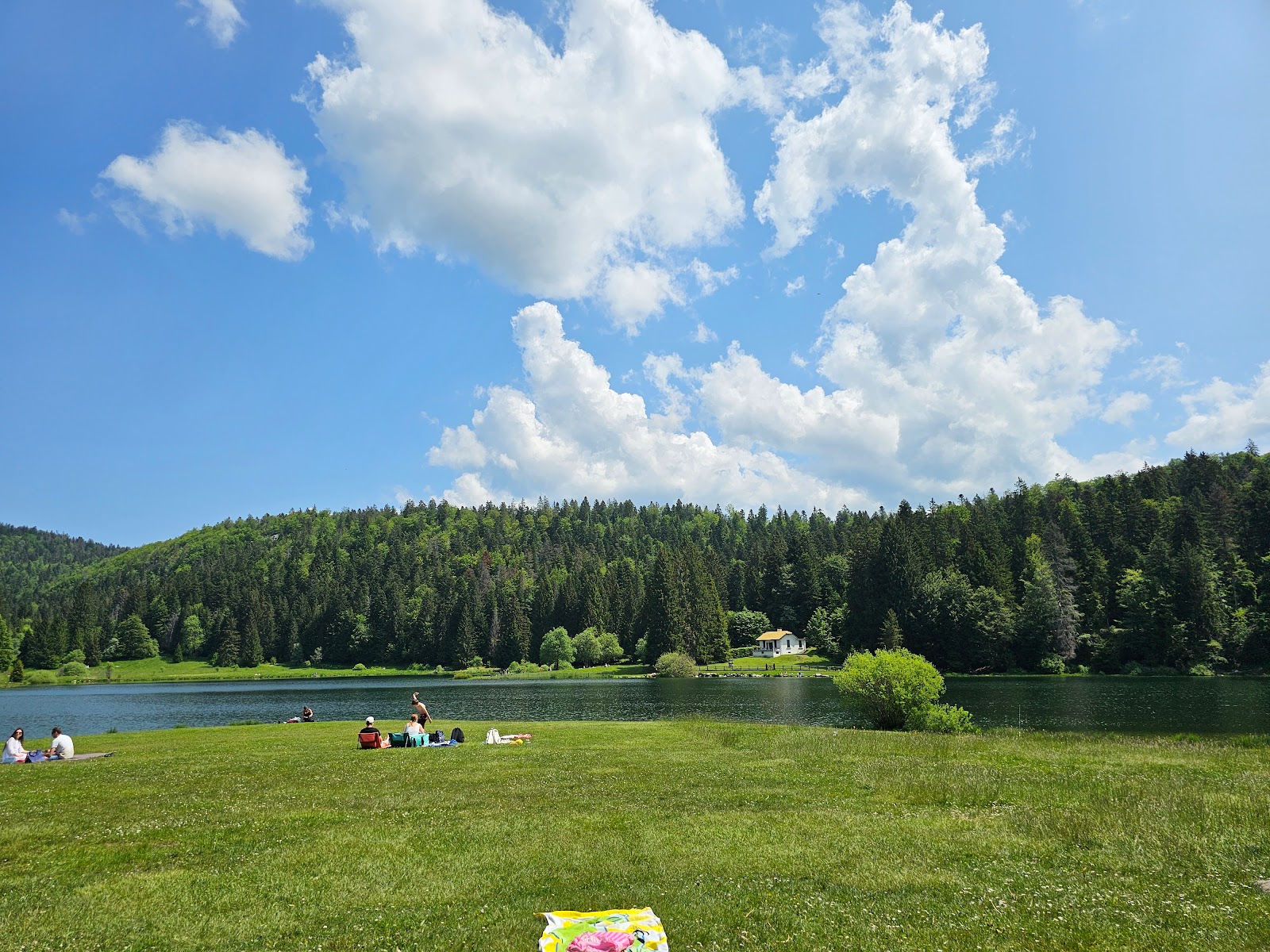 Photo de Genin Lake Beach zone des équipements