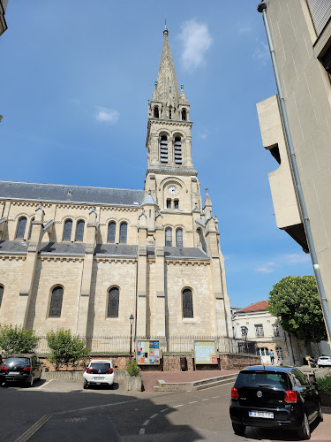 Église Saint-Clodoald à Saint-Cloud
