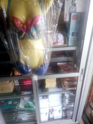 BYC SHOP ALABA, Alaba International Market Rd, Ojo, Lagos, Nigeria, Boutique, state Lagos
