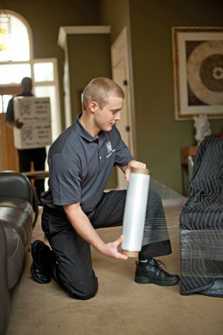 Moving and Storage Service «Two Men and a Truck», reviews and photos, 1196 Capital Cir NE c, Tallahassee, FL 32301, USA