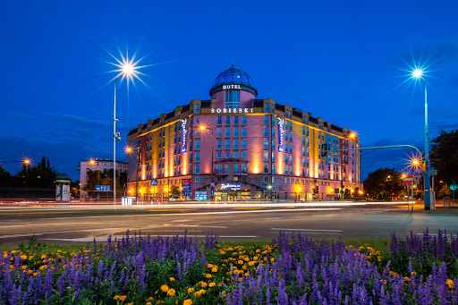 Pojedyncze hotele Warszawa