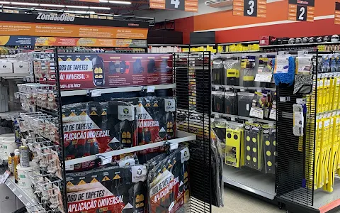 AutoZone image