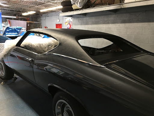 Used Car Dealer «North Shore Classics (Classic Car Dealership)», reviews and photos, 149 N Seymour Ave, Mundelein, IL 60060, USA
