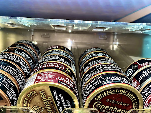 Liquor Store «10th Street Liquors», reviews and photos, 1291 10th St, Monterey, CA 93940, USA