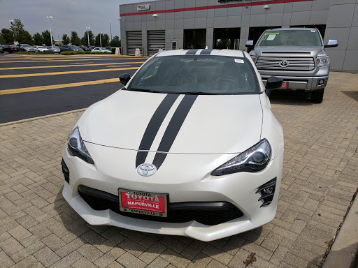 Toyota Dealer «Toyota of Naperville», reviews and photos, 1488 Ogden Ave, Naperville, IL 60540, USA