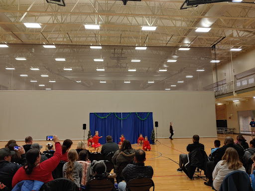 Recreation Center «Fountain View Recreation Center», reviews and photos, 910 N Gary Ave, Carol Stream, IL 60188, USA