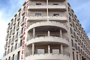 Manoly Plaza Hotel image