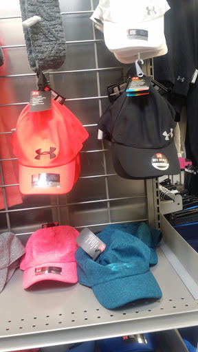 Sporting Goods Store «Academy Sports + Outdoors», reviews and photos, 201 S Americas Ave, El Paso, TX 79907, USA
