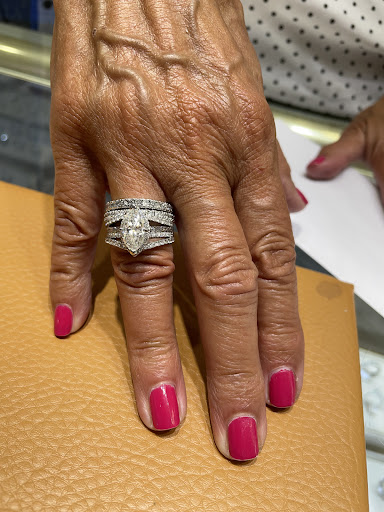 Jeweler «Maddy Fine Jewelers», reviews and photos, 113 Jackson Ave, Syosset, NY 11791, USA