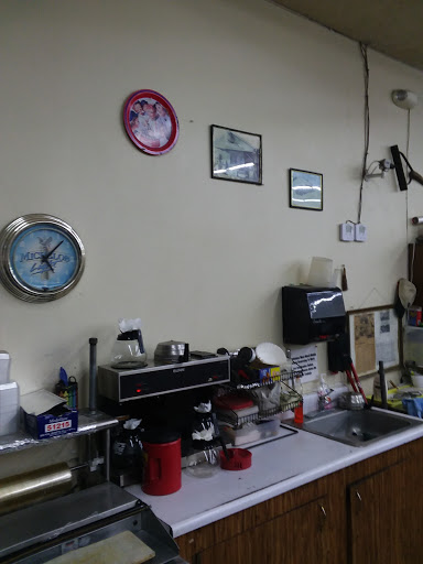 Convenience Store «Fort Lonesome Grocery», reviews and photos, 13231 FL-674, Lithia, FL 33547, USA