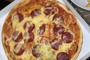 Gepetto Pizzeria image
