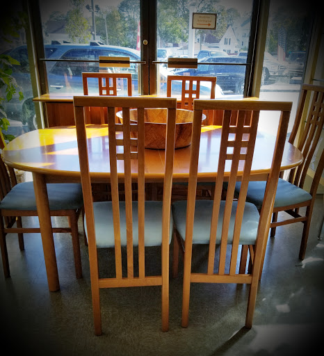 Thrift Store «Beverly Bootstraps Thrift Shop», reviews and photos