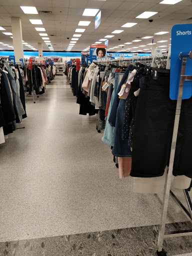 Clothing Store «Ross Dress for Less», reviews and photos, 2540 Cumberland Blvd SE, Smyrna, GA 30080, USA