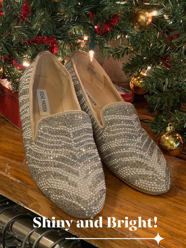 Thrift Store «Thrift & Thrive», reviews and photos, 6025 W Irving Park Rd, Chicago, IL 60634, USA