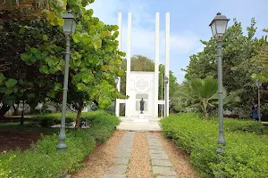 French War memorial image