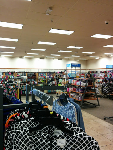 Clothing Store «Burlington Coat Factory», reviews and photos, 833 Lancaster Dr NE, Salem, OR 97301, USA