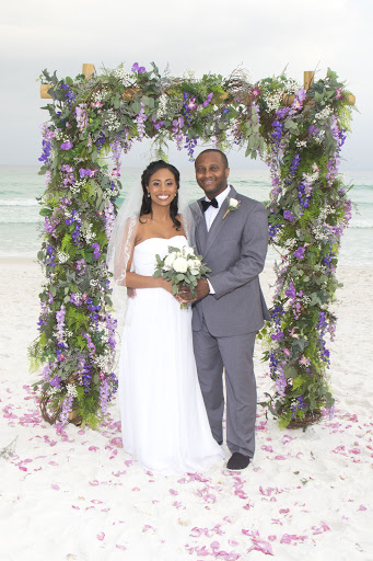 Event Planner «Barefoot Weddings», reviews and photos, 11 Eglin Pkwy SE, Fort Walton Beach, FL 32548, USA