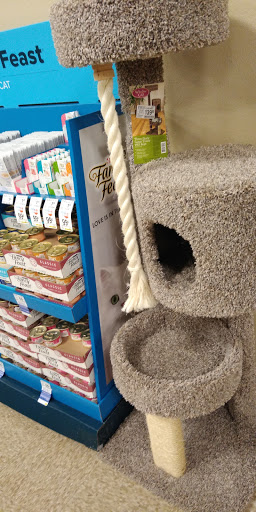 Pet Supply Store «PetSmart», reviews and photos, 1671 E Market St, Harrisonburg, VA 22801, USA