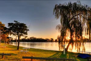 Lake Centenary, Temora, NSW image