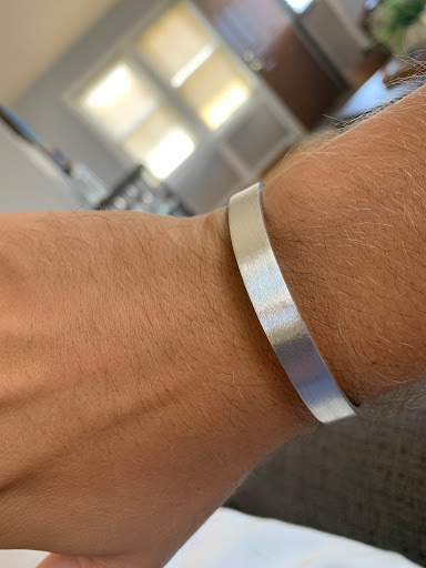 Jewelry Store «Saatchi Jewelry», reviews and photos, 4545 Austin Blvd, Island Park, NY 11558, USA