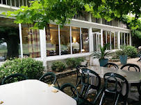 Atmosphère du Restaurant Beau Rivage à Allerey-sur-Saône - n°9