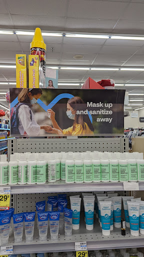 Shopping Mall «Brentwood Place Shopping Center», reviews and photos, 12019 Wilshire Blvd, Los Angeles, CA 90049, USA