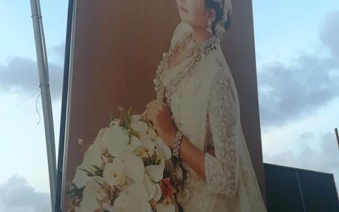 Aruni bridal salon best sale