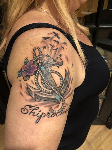 Tattoo Shop «Paradise Tattoo», reviews and photos, 2801 Estero Blvd, Fort Myers Beach, FL 33931, USA