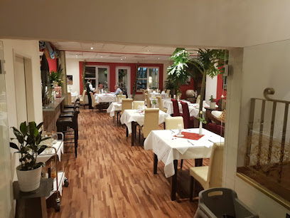 Indian Palace Restaurant - Wilhelmshöher Allee 253-255, 34131 Kassel, Germany