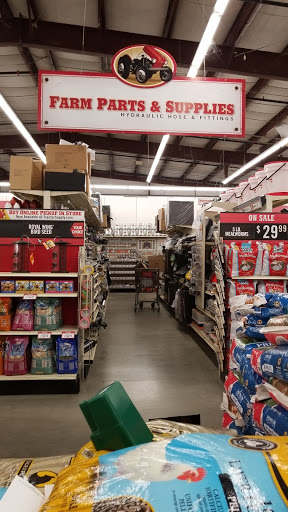 Home Improvement Store «Tractor Supply Co.», reviews and photos, 1884 N Collins Blvd, Covington, LA 70433, USA