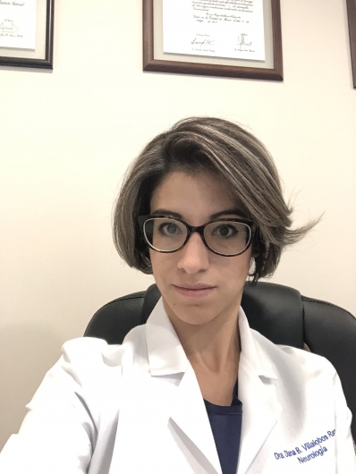 Dra. Diana Betzabé Villalobos Ramos, Neurólogo