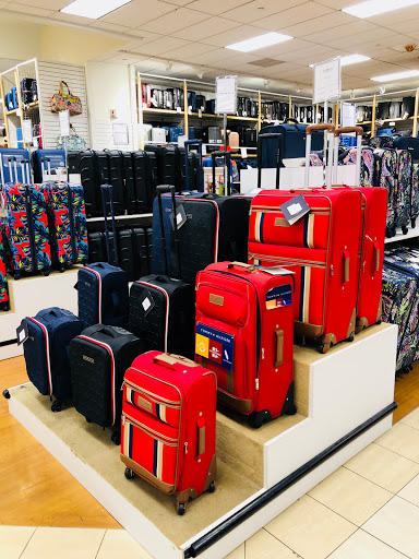 Department Store «Century 21 Department Store», reviews and photos, 61-35 Junction Blvd, Rego Park, NY 11374, USA